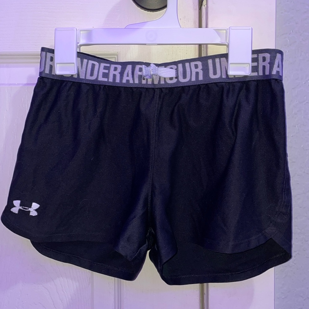 Underarmour booty sport shorts! Comfy and cute